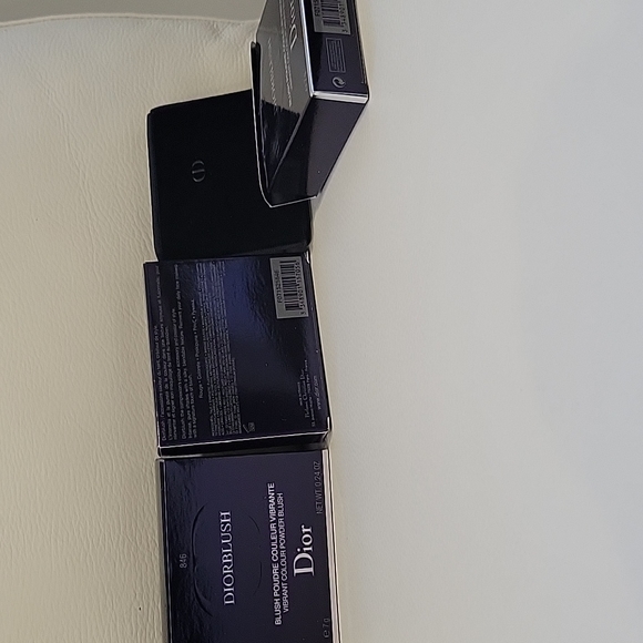 COPY - Dior blush 846 lucky pink - Picture 2 of 7